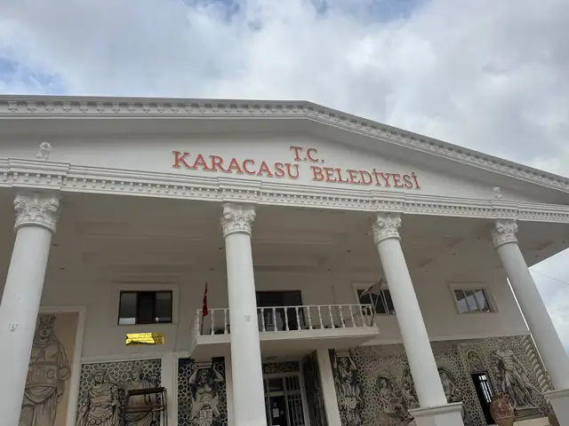 Karacasu Belediyesi binası